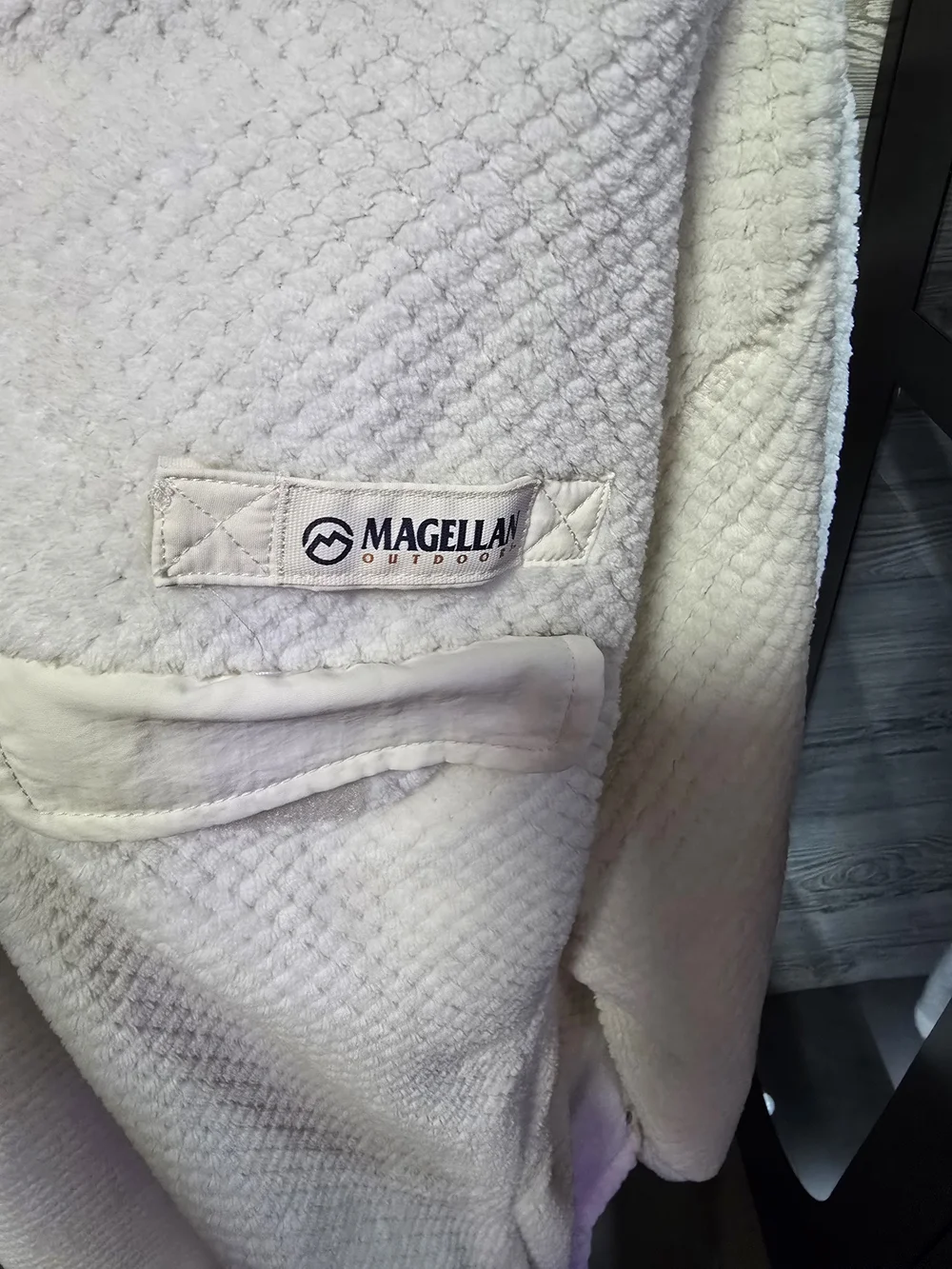 Magellan Outdoors Cream Textured Sherpa Pullover